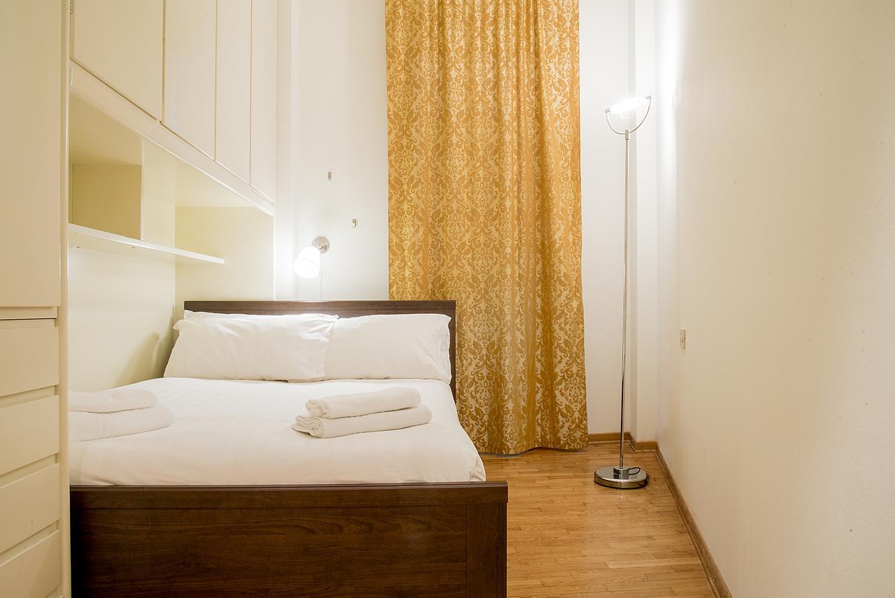 Easyhomes - San Babila Corridoni Milano Exteriör bild
