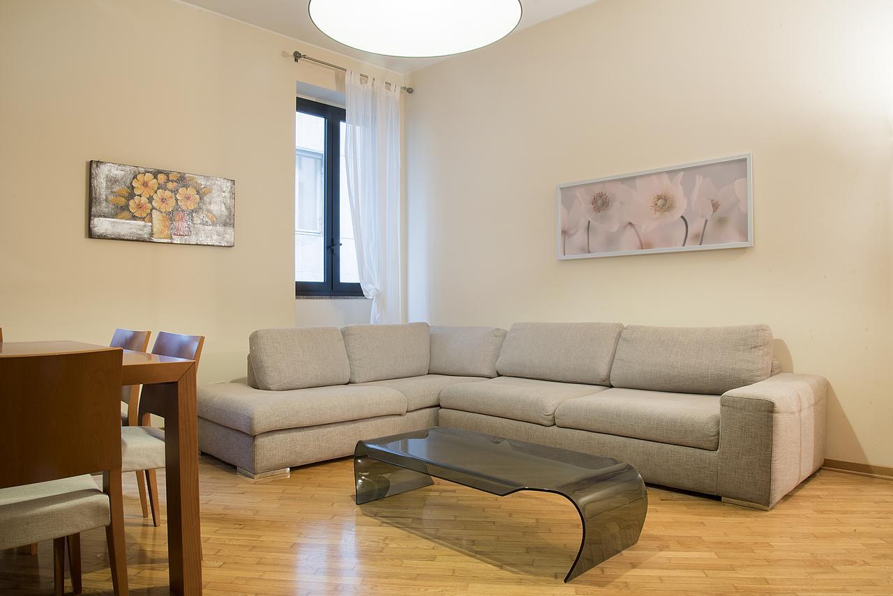 Easyhomes - San Babila Corridoni Milano Exteriör bild