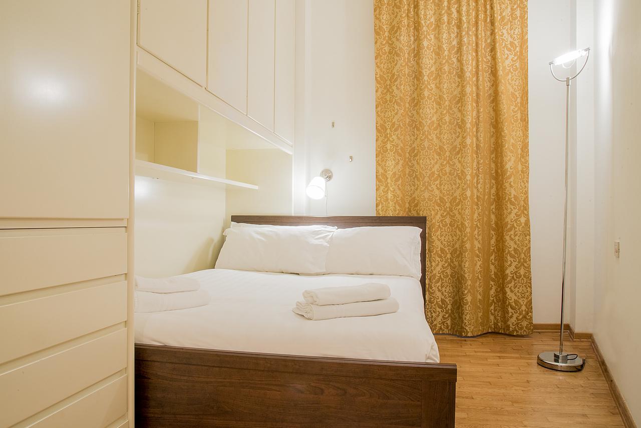 Easyhomes - San Babila Corridoni Milano Exteriör bild